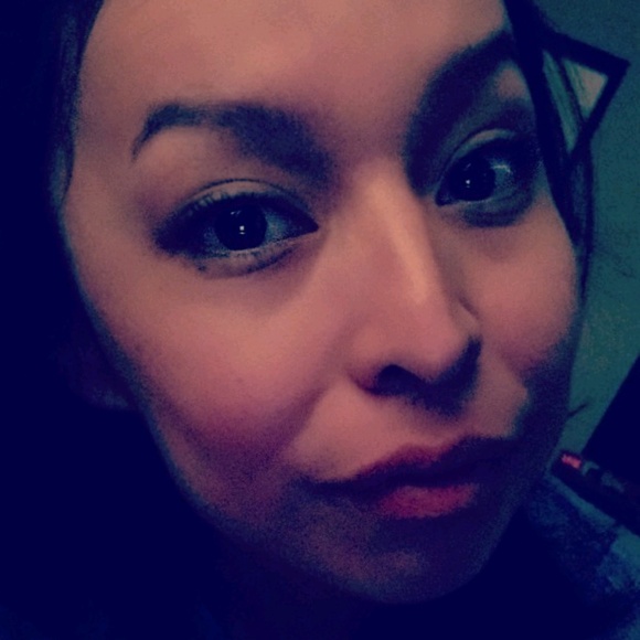 Meet your Posher, Shayla - Picture 1 of 1